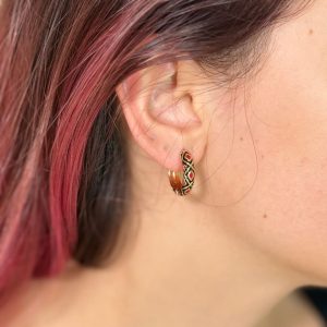 Xuping Çiçek Desenli Mineli Küpe Siyah Kırmızı